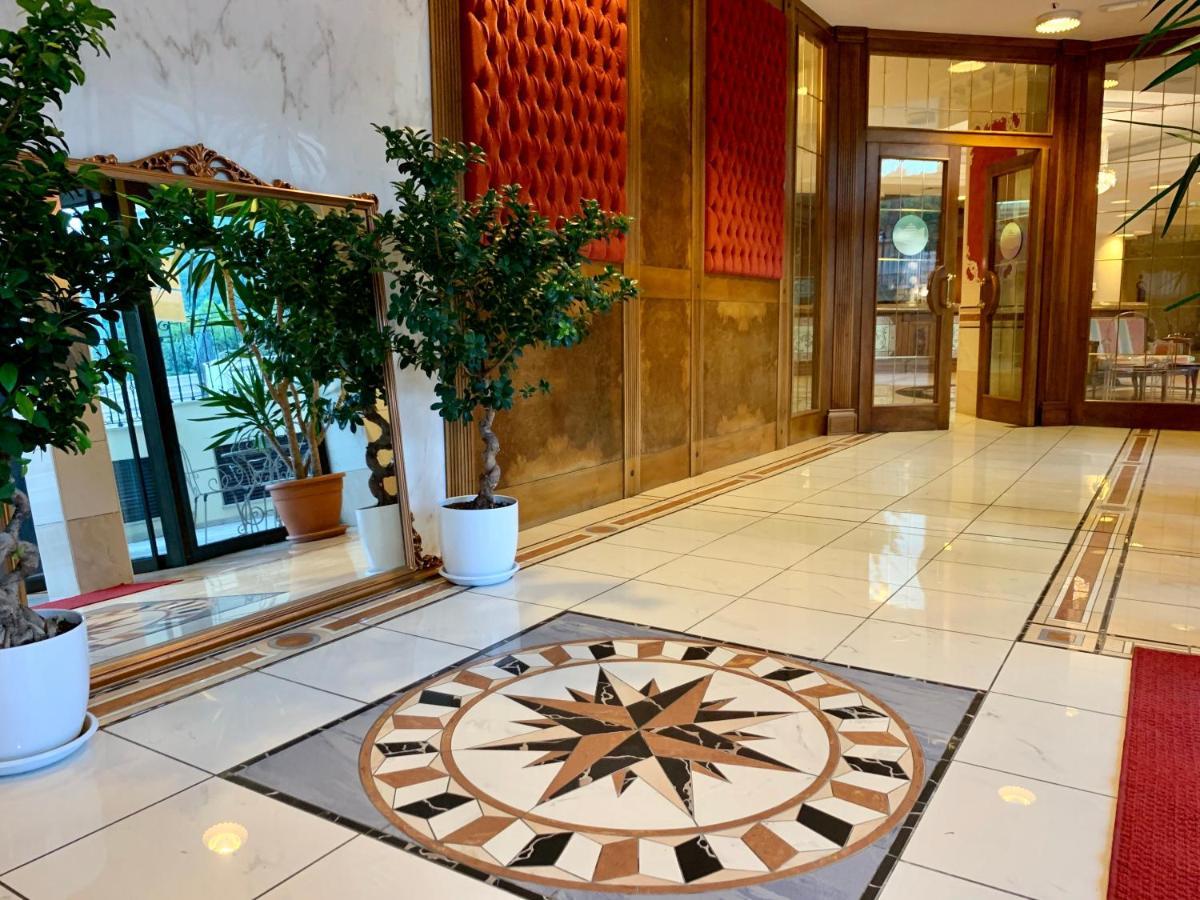 San Giovanni Rotondo Palace - Alihotels Bagian luar foto