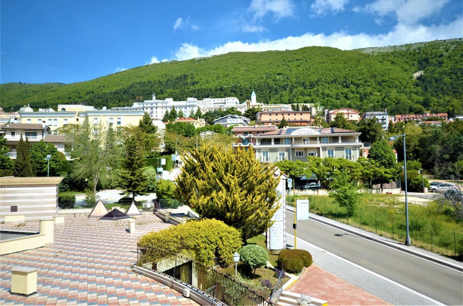 San Giovanni Rotondo Palace - Alihotels Bagian luar foto