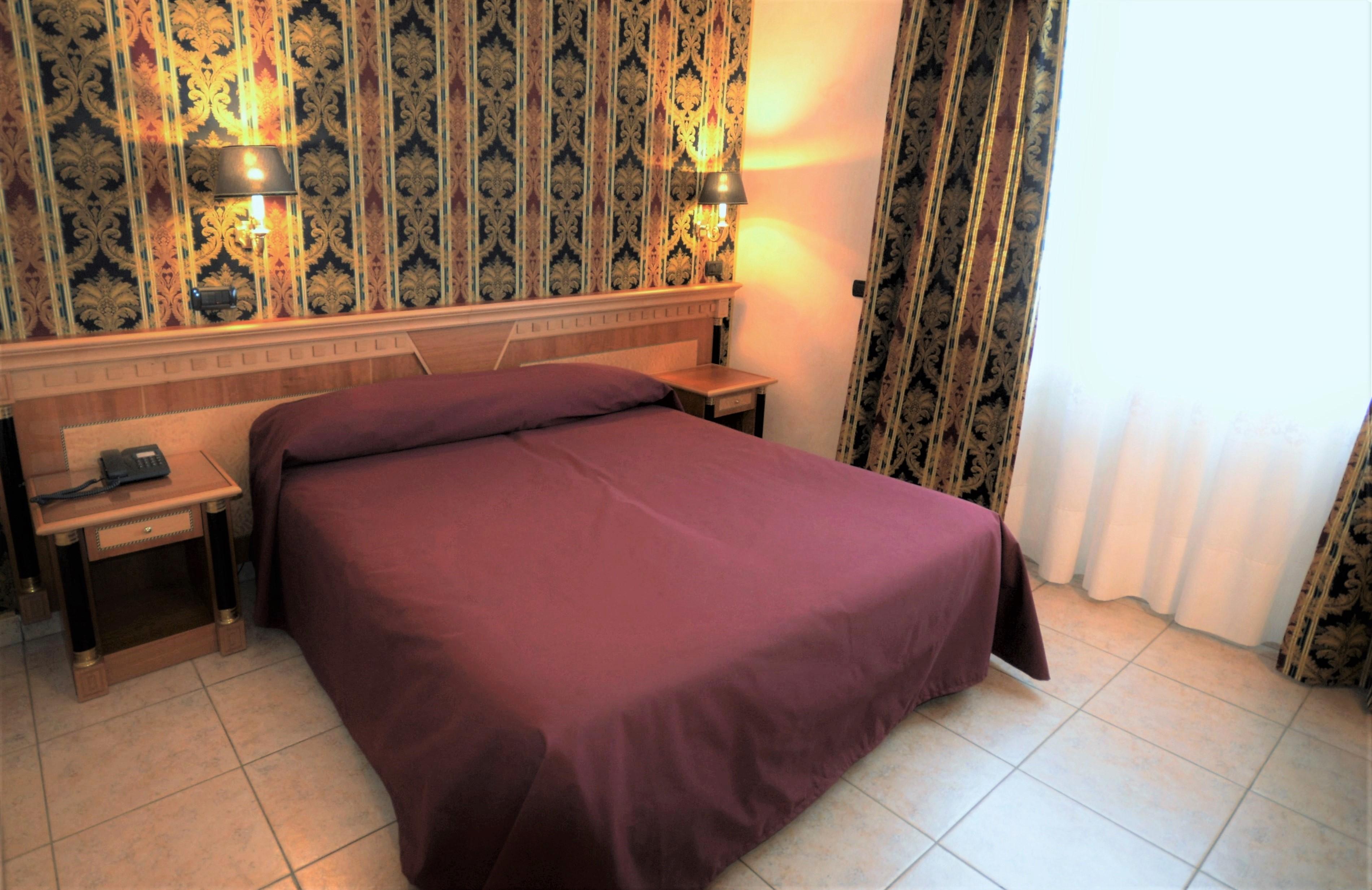 San Giovanni Rotondo Palace - Alihotels Bagian luar foto