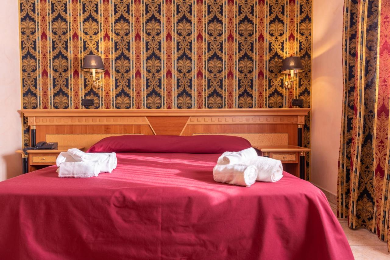 San Giovanni Rotondo Palace - Alihotels Bagian luar foto