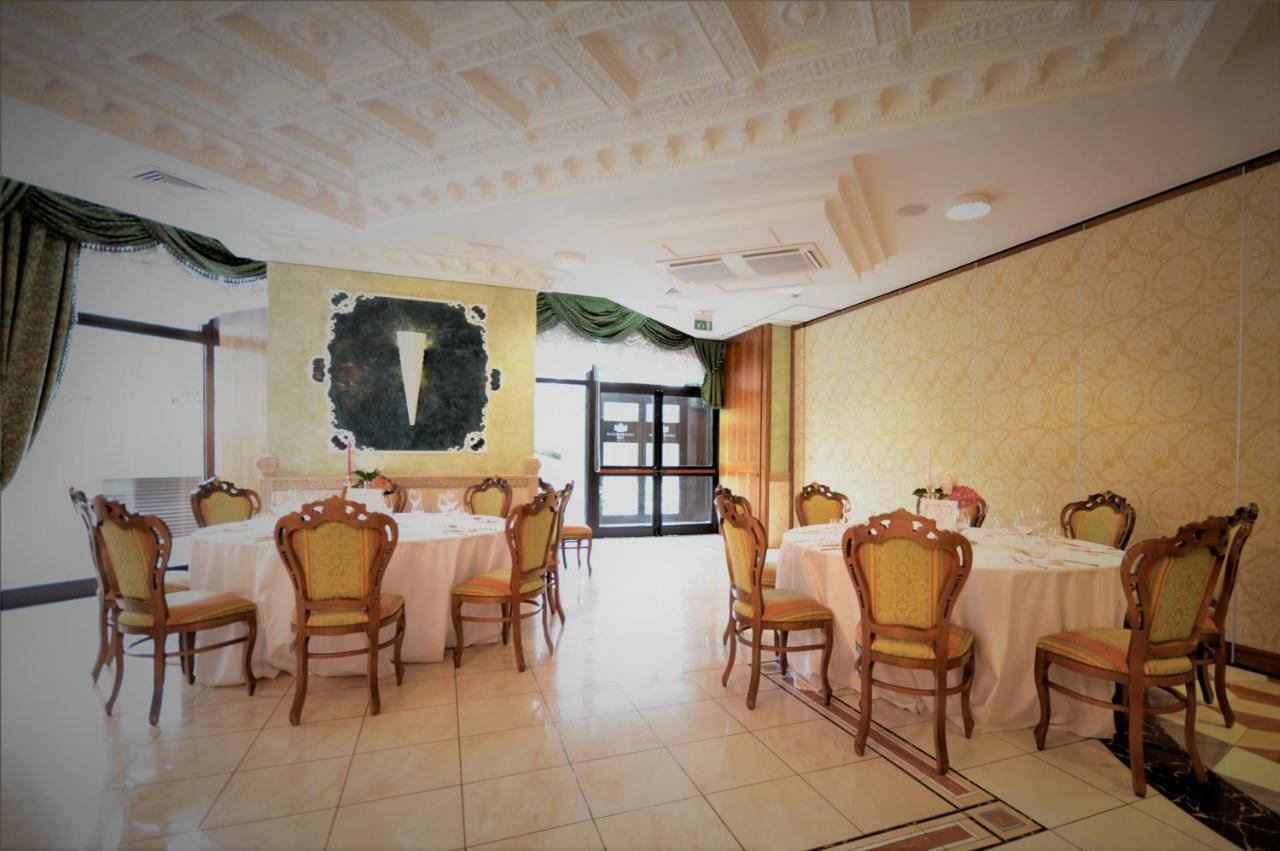 San Giovanni Rotondo Palace - Alihotels Bagian luar foto